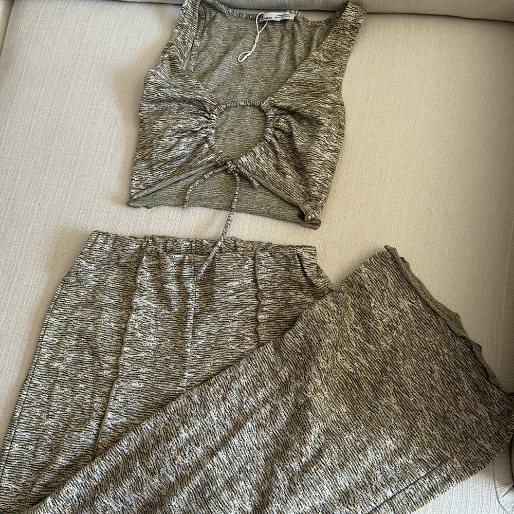 Matching set - Picture 2 of 3